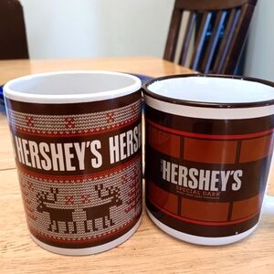 Hershey's Special Dark & Moose Sweater 12oz coffee cup Set of 2